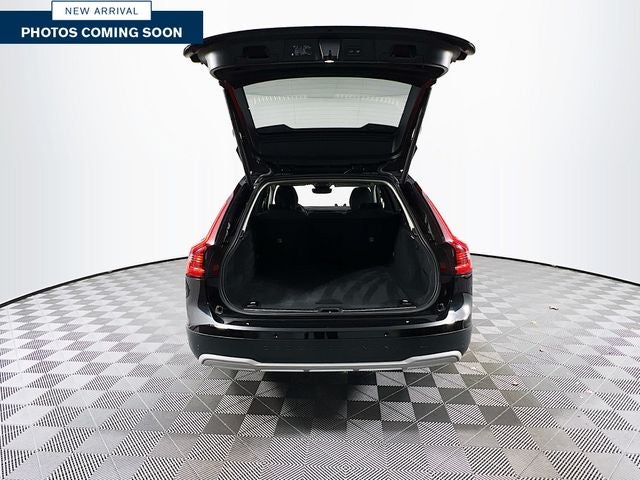 2024 Volvo V90 Cross Country B6
