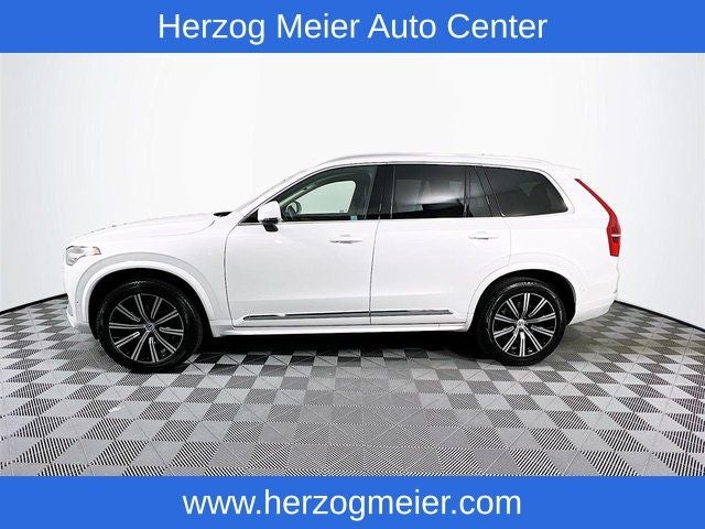 2025 Volvo XC90 B6 Plus 7-Seater