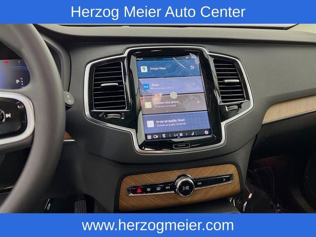 2025 Volvo XC90 B6 Plus 7-Seater