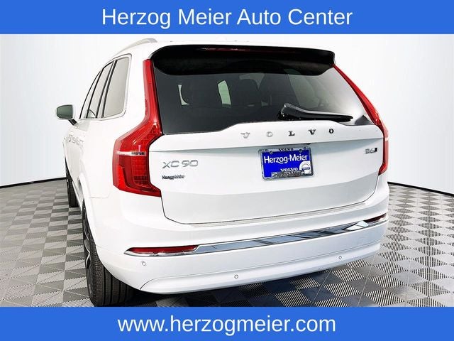 2025 Volvo XC90 B6 Plus 7-Seater