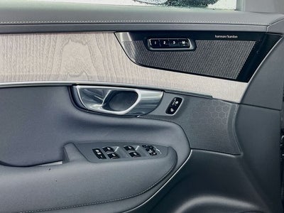 2026 Volvo XC90 B6 Ultra