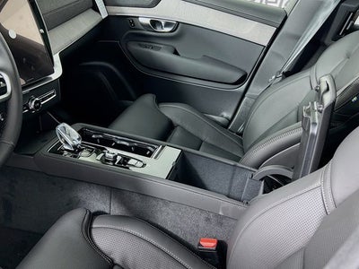 2026 Volvo XC90 B6 Ultra