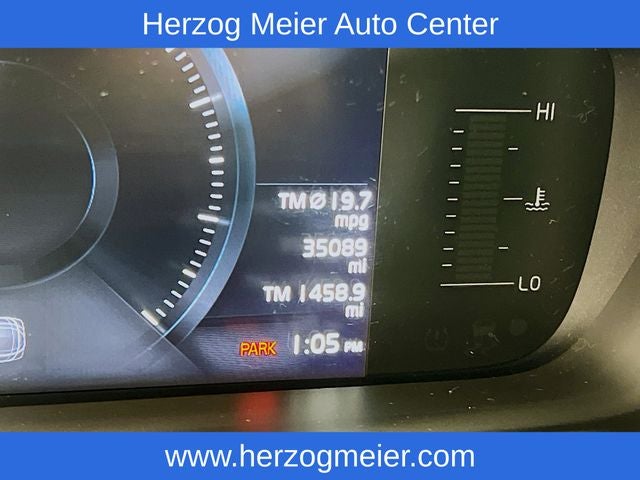 2019 Volvo XC90 T5 Momentum