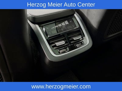 2019 Volvo XC90 T5 Momentum