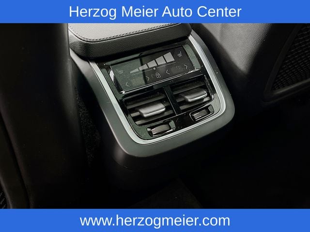 2019 Volvo XC90 T5 Momentum