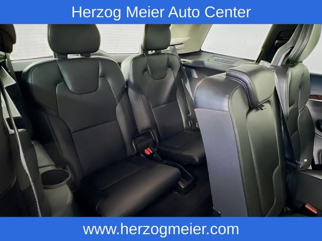 2019 Volvo XC90 T5 Momentum