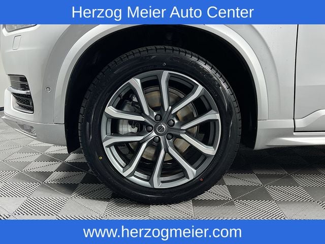2019 Volvo XC90 T5 Momentum