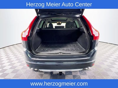 2016 Volvo XC60 T6 Drive-E Platinum