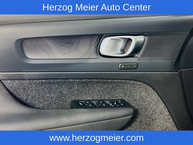 2023 Volvo C40 Recharge Pure Electric Twin Core