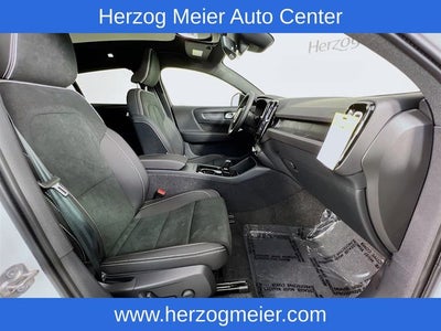 2023 Volvo C40 Recharge Pure Electric Twin Plus