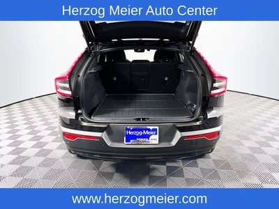 2024 Volvo C40 Recharge Pure Electric Base