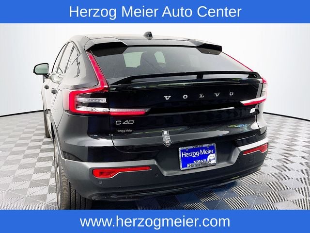 2024 Volvo C40 Recharge Pure Electric Base