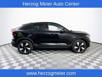 2024 Volvo C40 Recharge Pure Electric Base