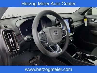 2024 Volvo C40 Recharge Pure Electric Base