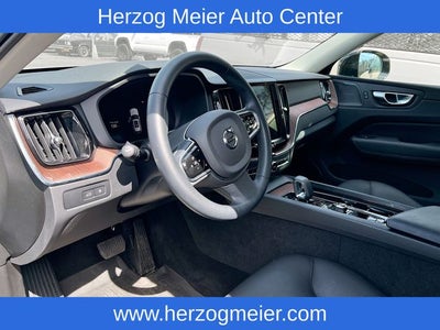 2023 Volvo XC60 Recharge Plug-In Hybrid T8 Plus Dark Theme