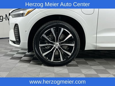 2023 Volvo XC60 Recharge Plug-In Hybrid T8 Plus Dark Theme