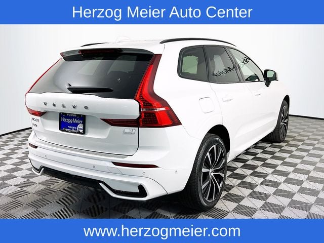 2023 Volvo XC60 Recharge Plug-In Hybrid T8 Plus Dark Theme