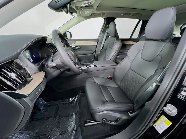 2026 Volvo XC90 Plug-In Hybrid T8 Plus 6 Passenger