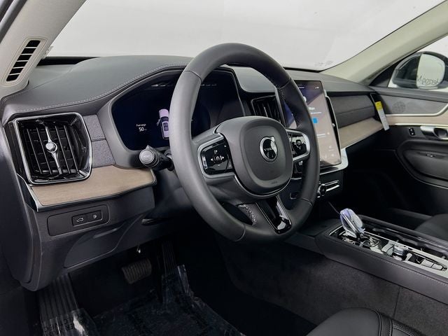 2026 Volvo XC90 Plug-In Hybrid T8 Plus 6 Passenger