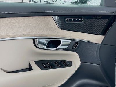 2026 Volvo XC90 Plug-In Hybrid T8 Plus 6 Passenger