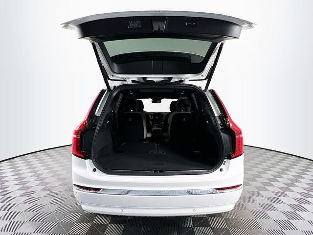 2026 Volvo XC90 Plug-In Hybrid T8 Plus 6 Passenger
