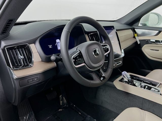2026 Volvo XC90 Plug-In Hybrid T8 Plus 6 Passenger