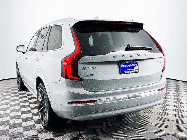 2026 Volvo XC90 Plug-In Hybrid T8 Plus 7 Passenger