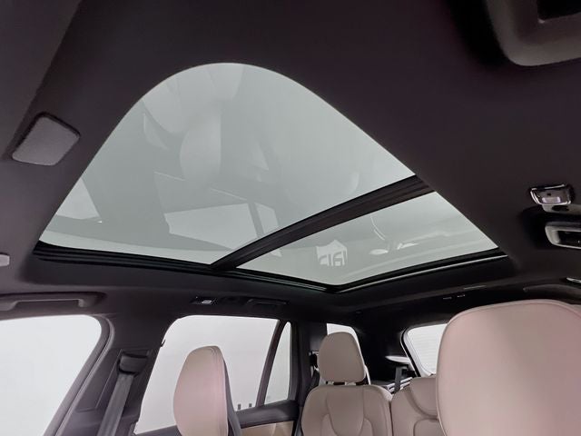 2026 Volvo XC90 Plug-In Hybrid T8 Plus 7 Passenger
