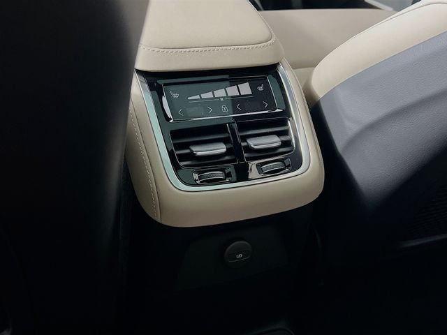2026 Volvo XC90 Plug-In Hybrid T8 Plus 7 Passenger