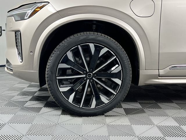 2026 Volvo XC90 Plug-In Hybrid T8 Plus 7 Passenger