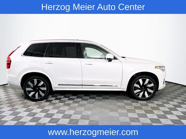 2025 Volvo XC90 Plug-In Hybrid T8 Plus 7 Passenger