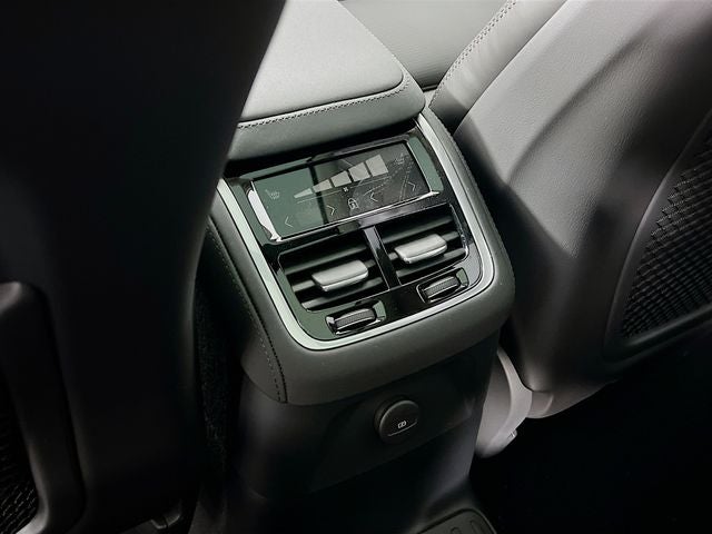 2026 Volvo XC90 Plug-In Hybrid T8 Ultra