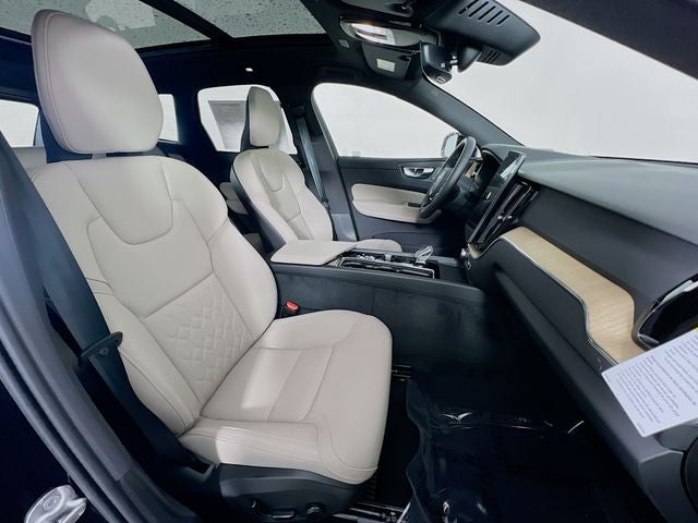 2026 Volvo XC60 Plug-In Hybrid T8 Plus