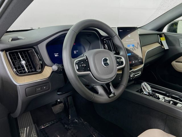 2026 Volvo XC60 Plug-In Hybrid T8 Plus