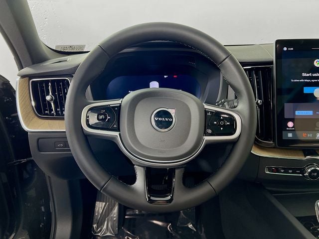 2026 Volvo XC60 Plug-In Hybrid T8 Plus