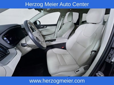 2025 Volvo XC60 Plug-In Hybrid Plus