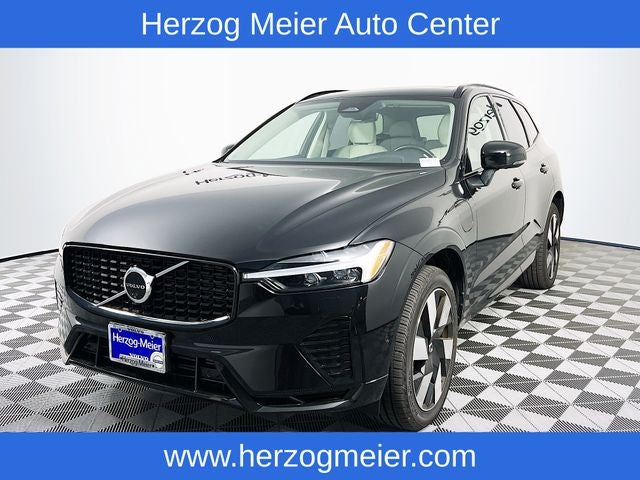 2025 Volvo XC60 Plug-In Hybrid Plus