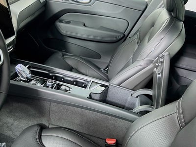 2026 Volvo XC60 Plug-In Hybrid T8 Ultra Black Edition