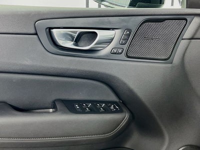 2026 Volvo XC60 Plug-In Hybrid T8 Ultra Black Edition