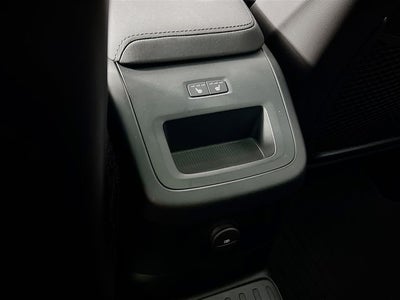 2026 Volvo XC60 Plug-In Hybrid T8 Ultra Black Edition