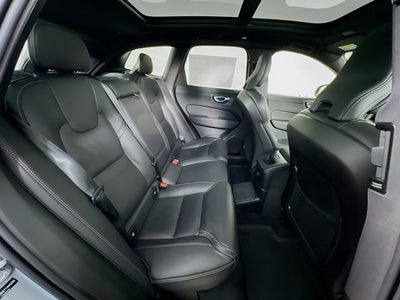 2026 Volvo XC60 Plug-In Hybrid T8 Ultra Black Edition