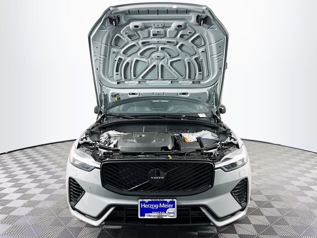 2026 Volvo XC60 Plug-In Hybrid T8 Ultra Black Edition