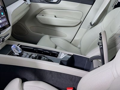 2026 Volvo XC60 Plug-In Hybrid T8 Ultra