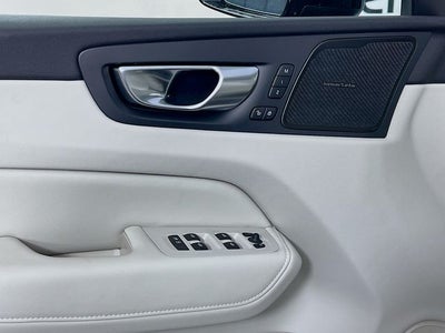 2026 Volvo XC60 Plug-In Hybrid T8 Ultra