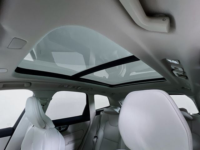 2026 Volvo XC60 Plug-In Hybrid T8 Ultra