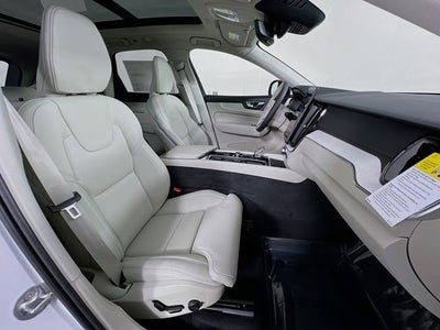 2026 Volvo XC60 Plug-In Hybrid T8 Ultra