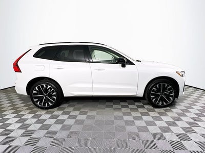 2026 Volvo XC60 Plug-In Hybrid T8 Ultra