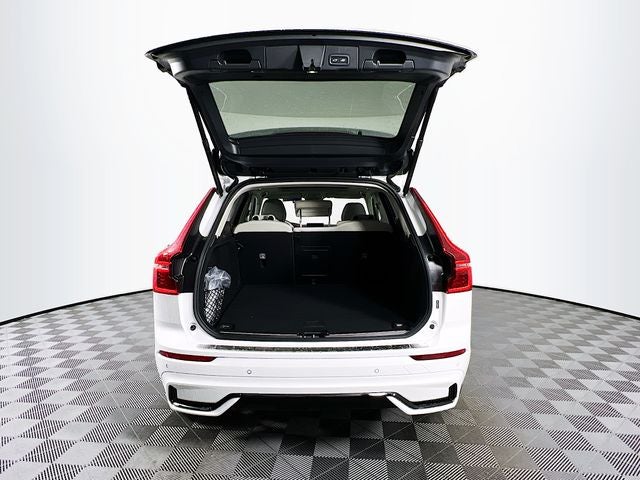 2026 Volvo XC60 Plug-In Hybrid T8 Ultra