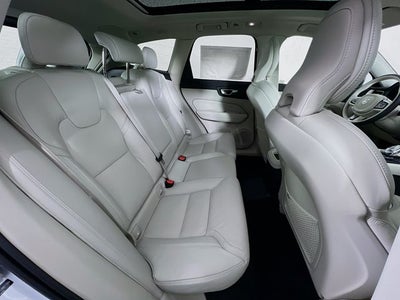 2026 Volvo XC60 Plug-In Hybrid T8 Ultra