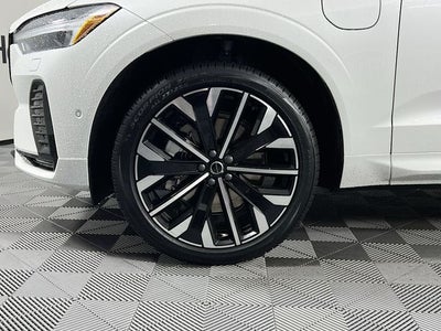 2026 Volvo XC60 Plug-In Hybrid T8 Ultra
